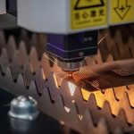 Avantajele laserelor cu fibre pentru permeabilitatea sa viitoare în industriile de vârf